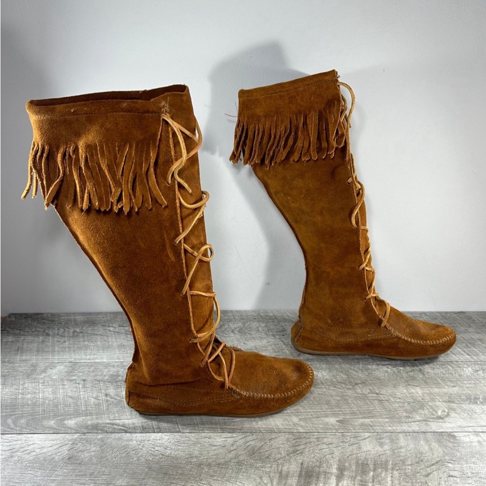 Minnetonka Moccasins 1422 Women's Fringe Mocs Boots Brown Suede Leather Size 8